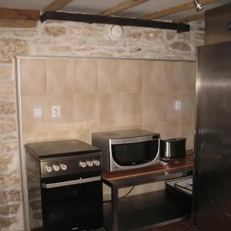 ゲストハウス Walnuts House Bozhanovo